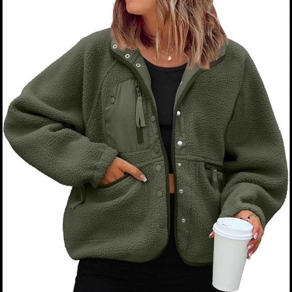 PINK Victoria's Secret Jackets & Blazers - Green Snap Button Sherpa Pocketed Shacket Jacket Victorias Secret PINK Large